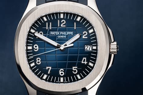 patek philippe aquanaut back|patek philippe aquanaut jumbo 42mm.